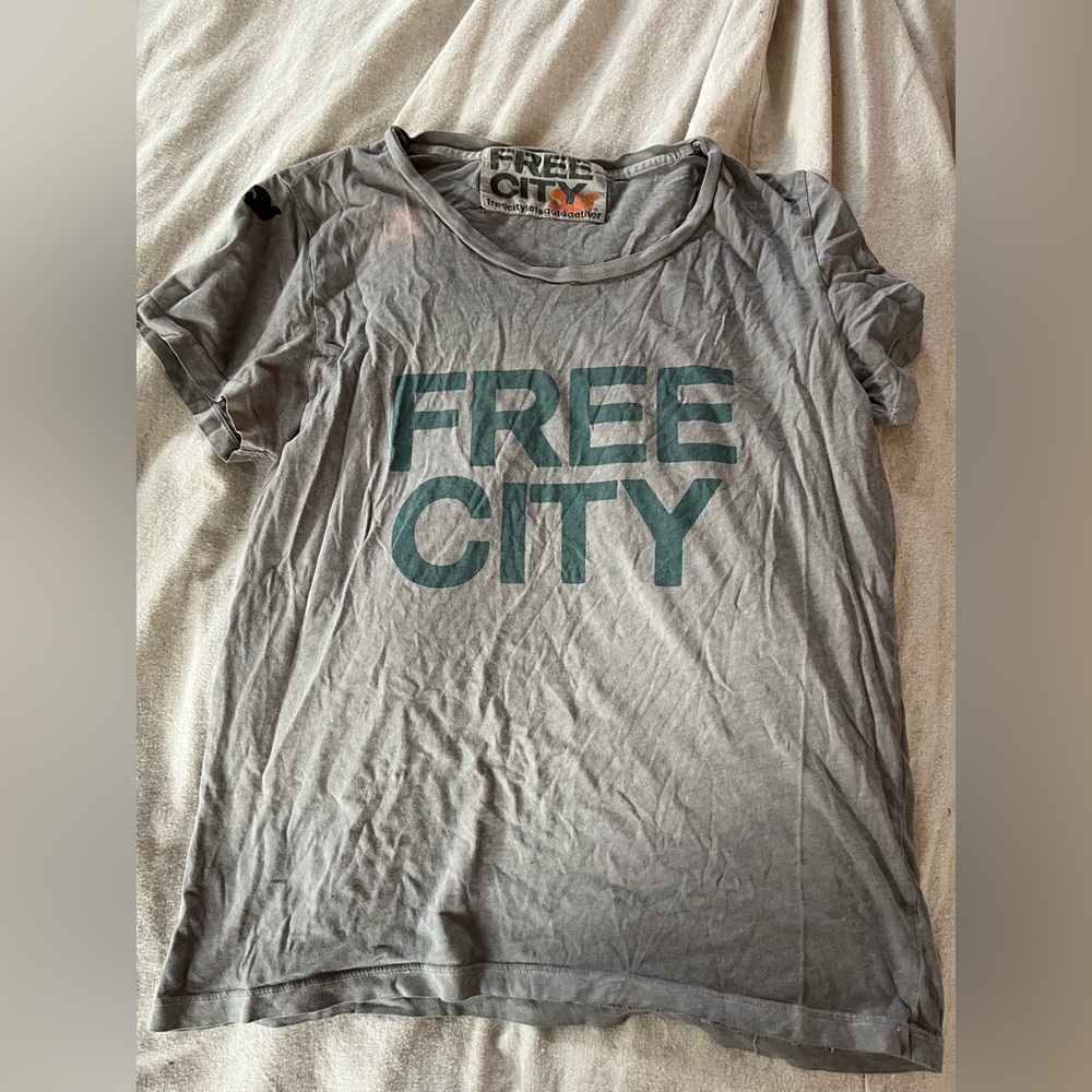 freecity t shirt